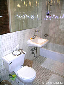 New York 1 Bedroom - Loft - Duplex accommodation - bathroom 1 (NY-12831) photo 2 of 3
