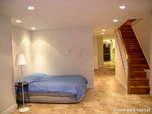 New York 3 Zimmer - Duplex - Stadthaus ferienwohnung - schlafzimmer 2 (NY-12847) photo 1 von 4