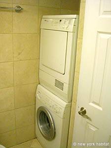 New York 1 Bedroom accommodation - bathroom (NY-12853) photo 3 of 3