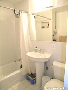 New York 3 Zimmer - Loft wohnungsvermietung - badezimmer 1 (NY-12863) photo 1 von 5