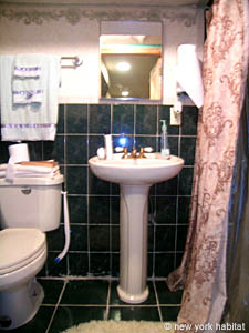 New York T4 appartements colocation - salle d'eau (NY-12931) photo 1 de 2