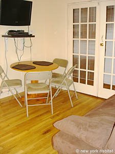 New York 2 Bedroom apartment - living room (NY-12933) photo 8 of 8