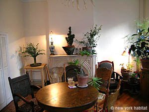 New York Studio accommodation - kitchen (NY-12940) photo 7 of 9
