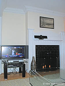 New York 1 Bedroom accommodation - living room (NY-12944) photo 4 of 6
