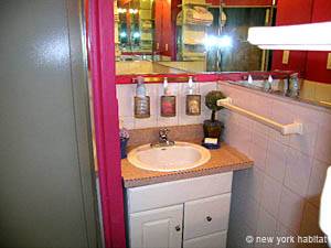 Badezimmer - Photo 1 von 4