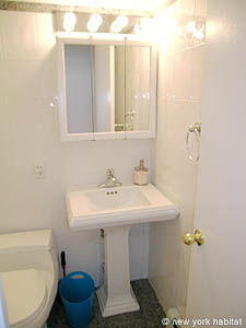New York 3 Bedroom accommodation - bathroom 2 (NY-12977) photo 1 of 3