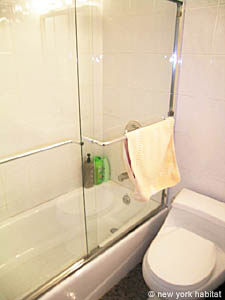 New York 3 Bedroom accommodation - bathroom 2 (NY-12977) photo 3 of 3
