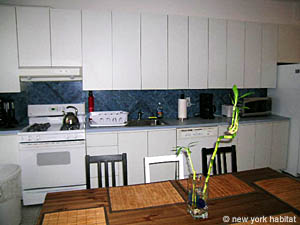 New York 3 Bedroom accommodation - kitchen (NY-12977) photo 5 of 6