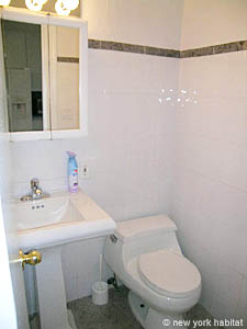 New York 3 Bedroom accommodation - bathroom 2 (NY-12977) photo 2 of 3