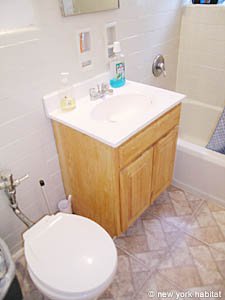 New York T3 appartement colocation - salle d'eau 1 (NY-14018) photo 1 sur 4