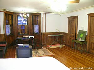 New York 3 Bedroom - Triplex roommate share apartment - bedroom (NY-14034) photo 5 of 6