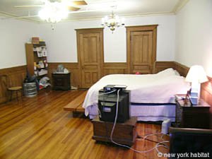 New York 3 Bedroom - Triplex roommate share apartment - bedroom (NY-14034) photo 3 of 6