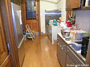 New York 3 Bedroom - Triplex roommate share apartment - kitchen (NY-14034) photo 4 of 6