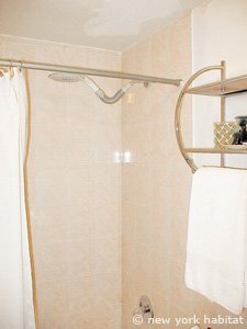 New York 2 Bedroom accommodation - bathroom (NY-14068) photo 3 of 4