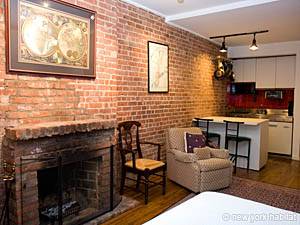 New York Studio apartment - living room (NY-14081) photo 7 of 12