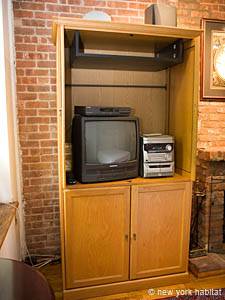 New York Studio apartment - living room (NY-14081) photo 11 of 12