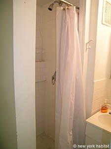 New York Studio T1 appartement location vacances - salle d'eau (NY-14087) photo 4 sur 5