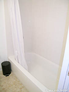 New York 1 Bedroom accommodation - bathroom (NY-14099) photo 3 of 5