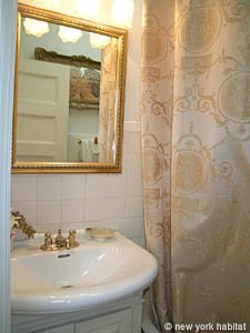 New York 4 Zimmer wohngemeinschaft - badezimmer 1 (NY-14145) photo 2 von 3