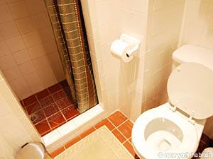 New York T2 logement location appartement - salle de bain (NY-14150) photo 1 sur 3 New York T2 logement location appartement - salle de bain (NY-14150) photo 1 sur 3