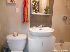 New York 3 Bedroom accommodation - bathroom 1 (NY-14164) photo 2 of 2