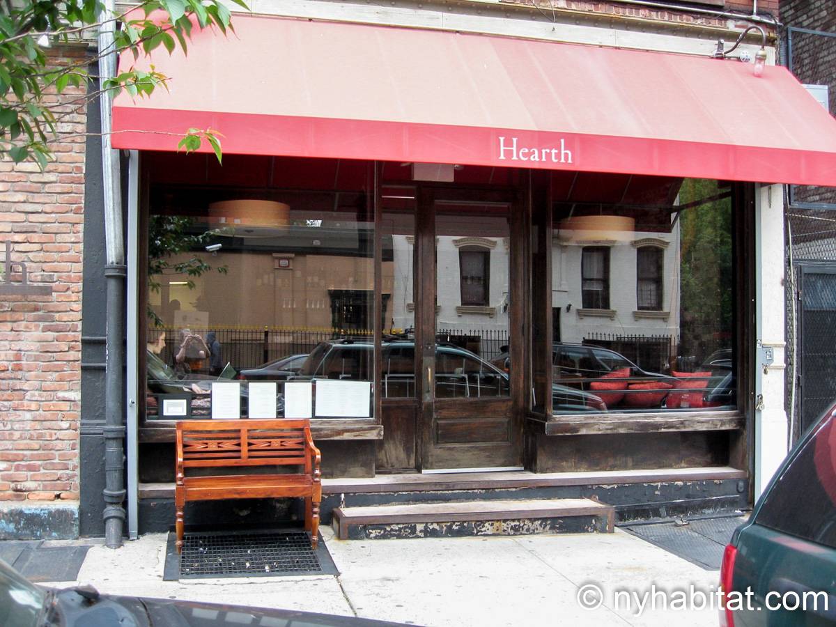 New York 1 Bedroom accommodation - living room (NY-14165) photo 2 of 3