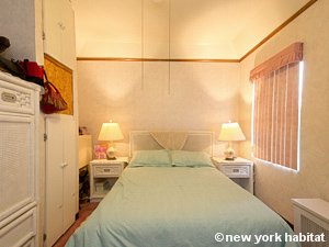 New York 3 Bedroom accommodation bed breakfast - bedroom (NY-14212) photo 2 of 5