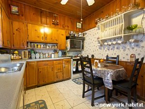 New York 3 Bedroom accommodation bed breakfast - kitchen (NY-14212) photo 2 of 4