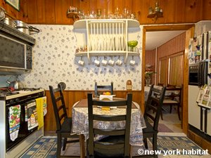 New York 3 Bedroom accommodation bed breakfast - kitchen (NY-14212) photo 4 of 4