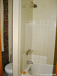 New York 5 Zimmer wohnung bed breakfast - badezimmer 1 (NY-14216) photo 4 von 7