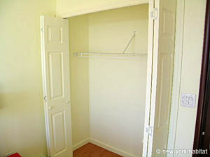 New York 2 Bedroom accommodation - bedroom 1 (NY-14217) photo 4 of 6