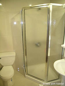 New York 2 Bedroom accommodation - bathroom 2 (NY-14217) photo 3 of 3