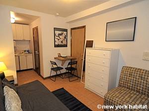 New York Studio accommodation - living room (NY-14237) photo 3 of 3