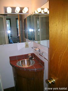 New York Studio T1 appartement location vacances - salle d'eau (NY-14251) photo 2 sur 3