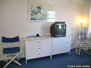 New York 4 Bedroom roommate share apartment - bedroom 2 (NY-14262) photo 7 of 9