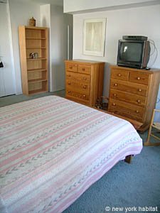 New York 4 Bedroom roommate share apartment - bedroom 3 (NY-14262) photo 4 of 8
