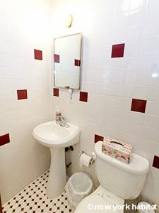 New York Monolocale affitto bed breakfast - bagno (NY-14276) photo 2 di 2