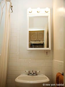 New York T2 logement location appartement - salle d'eau (NY-14278) photo 2 sur 2