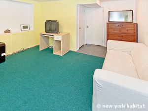 New York Studio - Triplex accommodation - living room (NY-14310) photo 4 of 10