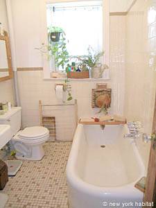 New York 3 Zimmer wohnung bed breakfast - badezimmer 1 (NY-14318) photo 1 von 3