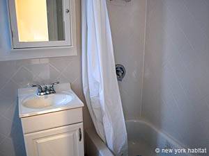 New York 1 Bedroom accommodation - bathroom 1 (NY-14340) photo 1 of 1