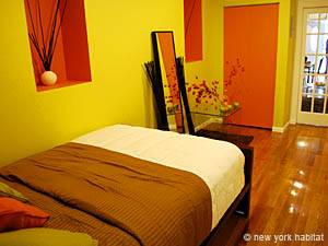 New York 1 Bedroom accommodation - living room 2 (NY-14340) photo 2 of 2