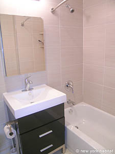 New York T3 appartement colocation - salle d'eau 1 (NY-14346) photo 2 sur 2