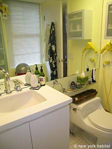 New York Studio apartment - bathroom (NY-14374) photo 3 of 3 New York Studio apartment - bathroom (NY-14374) photo 3 of 3