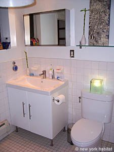 New York 1 Bedroom - Loft accommodation - bathroom 1 (NY-14379) photo 1 of 4