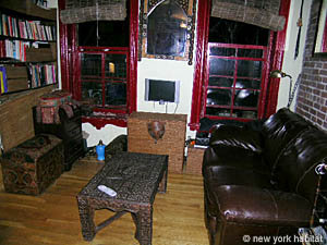 New York Studio apartment - living room (NY-1443) photo 2 of 8
