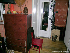 New York Studio apartment - living room (NY-1443) photo 7 of 8