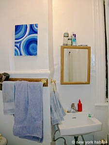 New York 4 Bedroom roommate share apartment - bathroom 1 (NY-14432) photo 2 of 3
