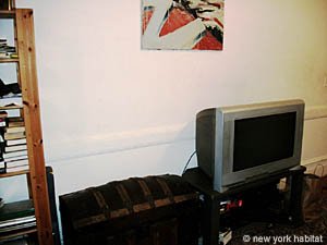 New York 4 Bedroom roommate share apartment - living room (NY-14432) photo 4 of 6