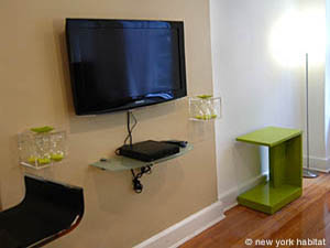 New York 1 Bedroom accommodation - living room (NY-14433) photo 6 of 6